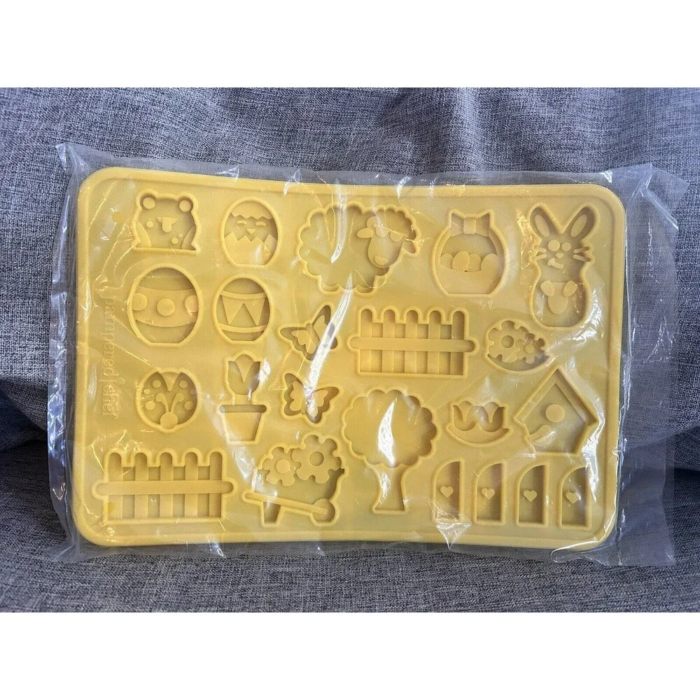 Pampered Chef Silicone Spring Cookie Mold 100182 Yellow New